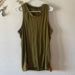 TLF sleeveless shirt size Medium
